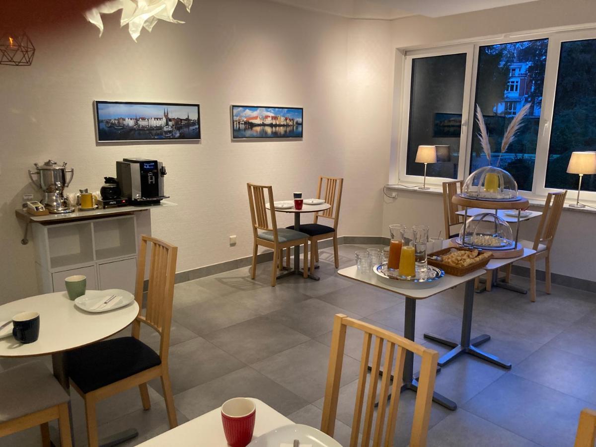 Hotel Am Muehlenteich ลูเบค ภายนอก รูปภาพ