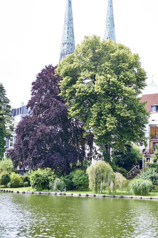 Hotel Am Muehlenteich ลูเบค ภายนอก รูปภาพ