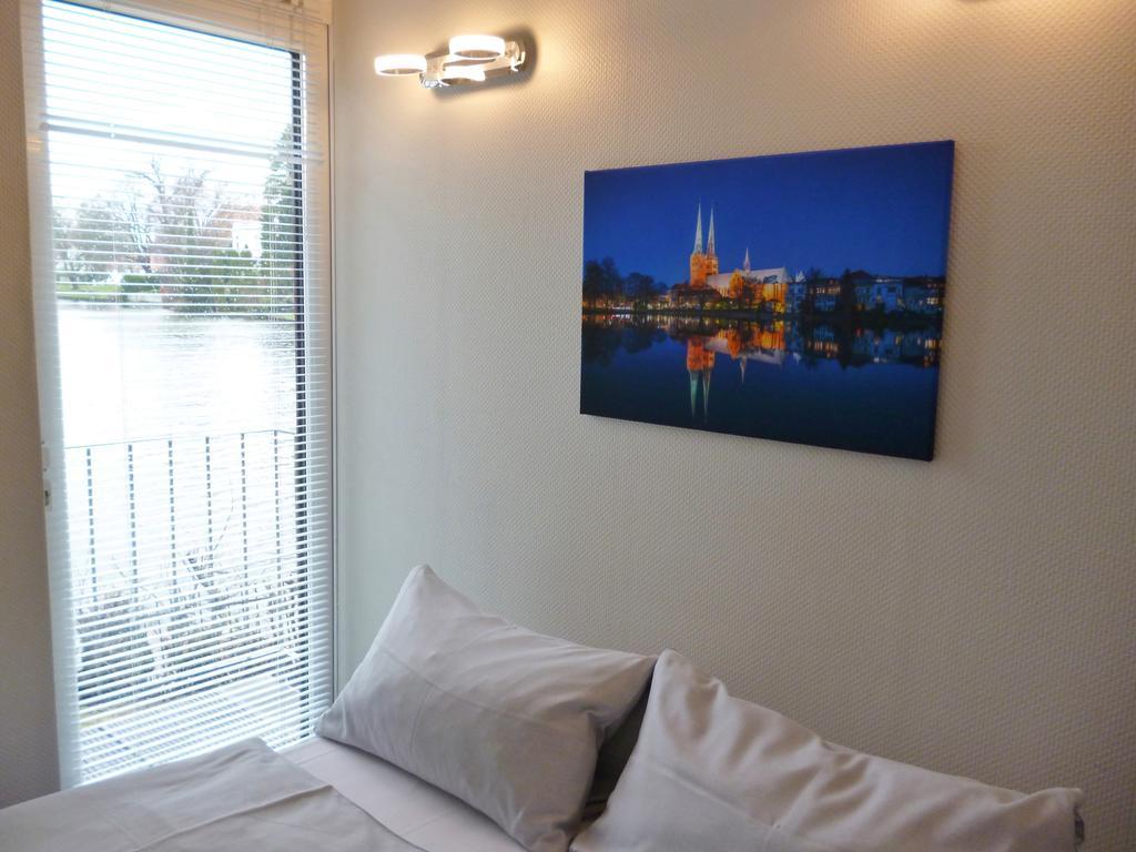 Hotel Am Muehlenteich ลูเบค ภายนอก รูปภาพ