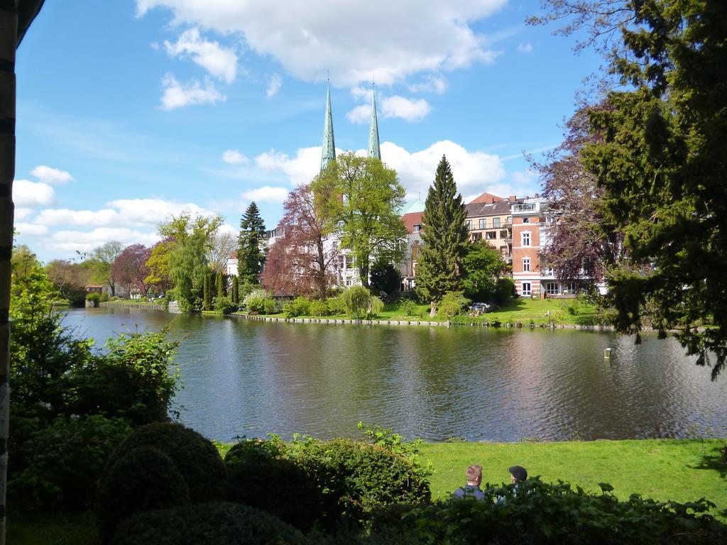 Hotel Am Muehlenteich ลูเบค ภายนอก รูปภาพ
