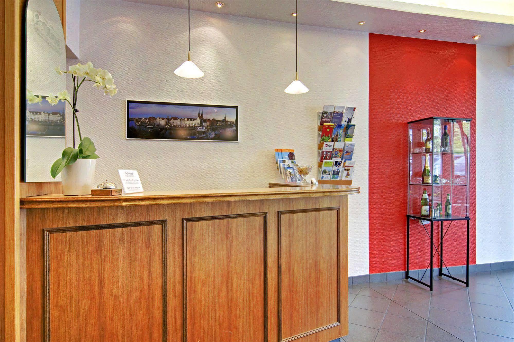 Hotel Am Muehlenteich ลูเบค ภายนอก รูปภาพ